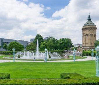 stadt-mannheim-friedrichsplatz-terram-grassprotecta-rasenschutz-c350616f