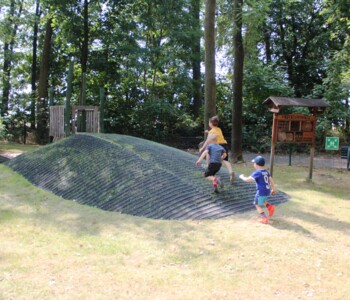 TERRAM-Geozellen-CaseStudy-Spielhügel-Kita (107)