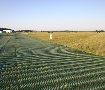 TERRAM-GrassProtecta-Southside-2012-ausgelegt-Bodenschutz